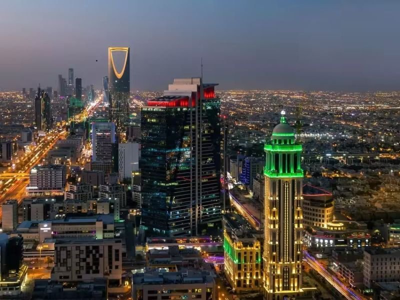 Saudi Arabia opens real estate market to foreign buyers